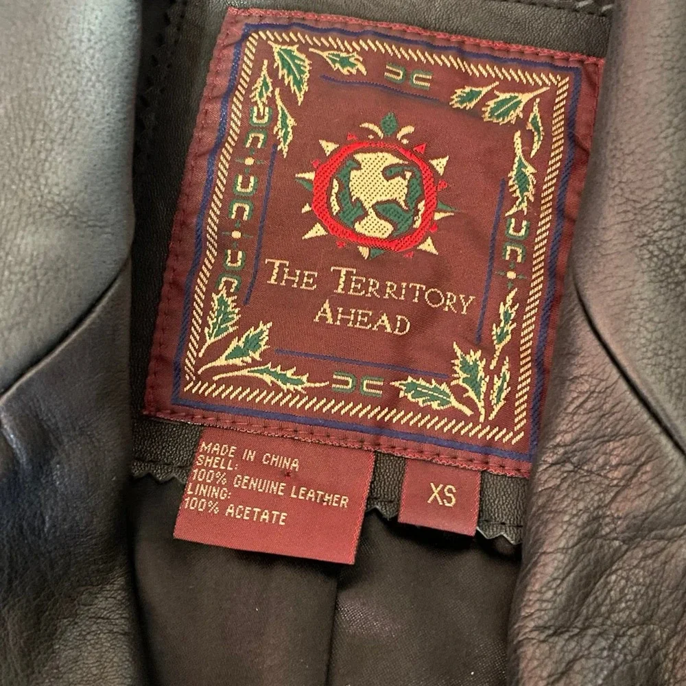 Leather jacket - Picture 6 of 6